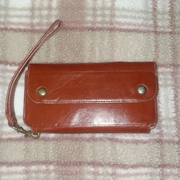 Cornmi womens leather wristlet - Picture 2 of 16